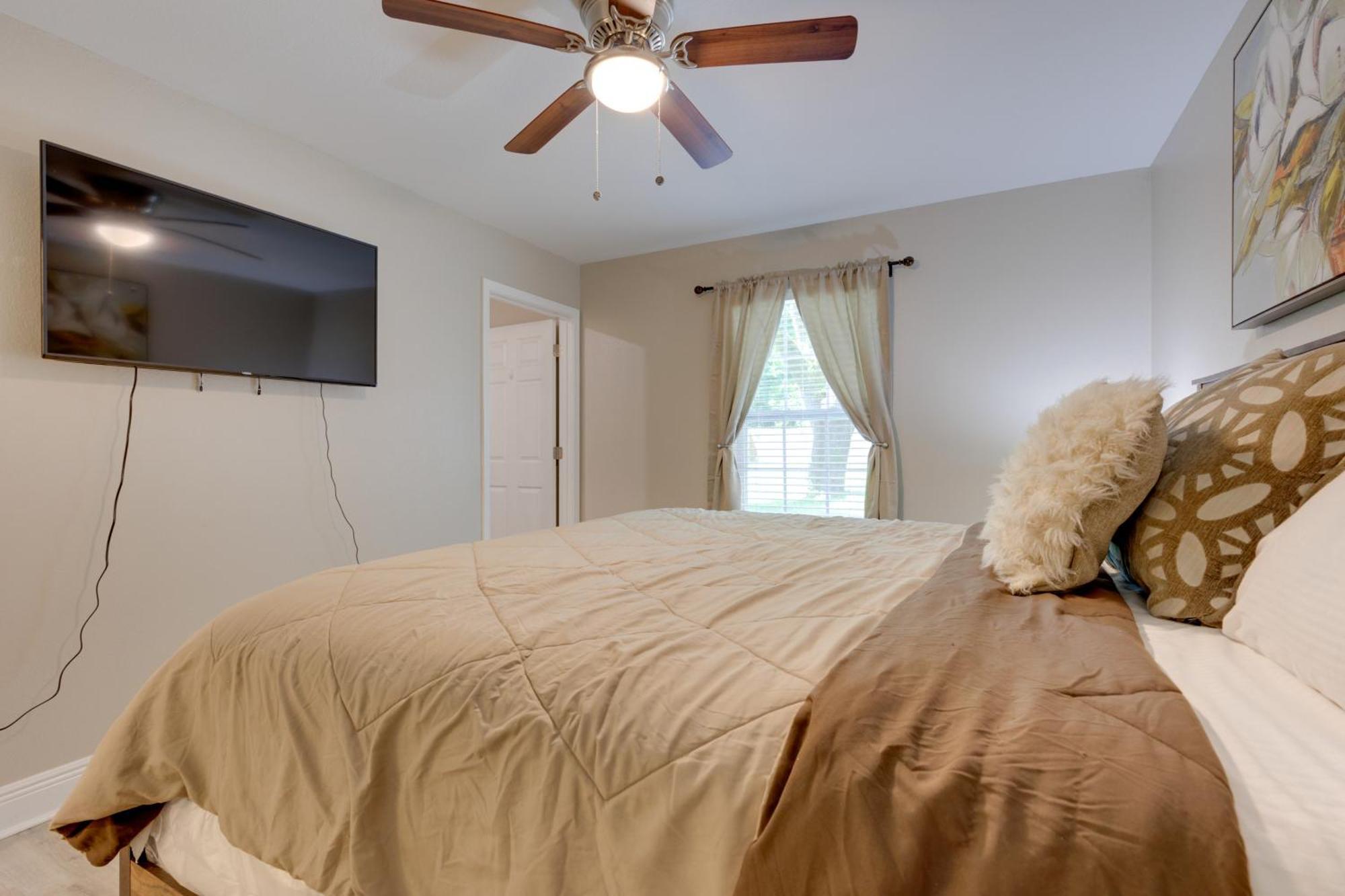 Dog-Friendly Pensacola Duplex About 7 Mi To Downtown Apartment Ngoại thất bức ảnh